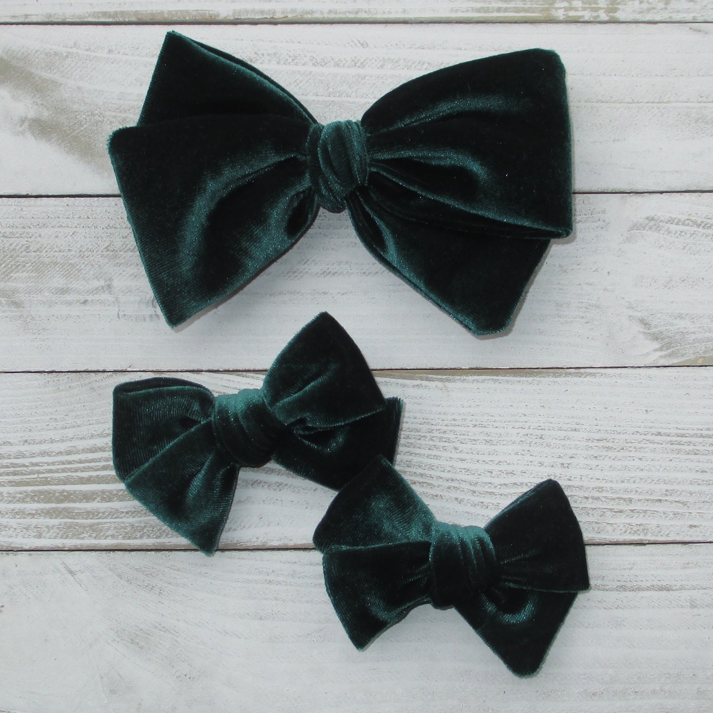 Hunter Green Velvet Hairbow