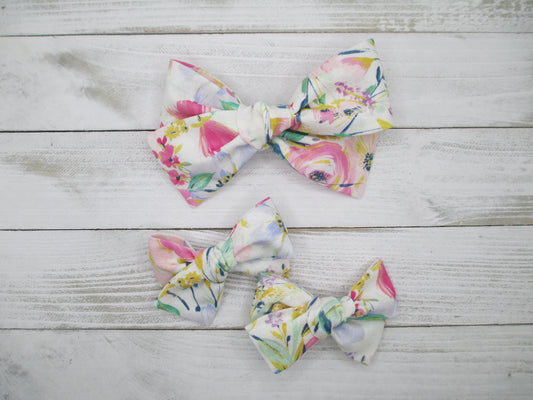 Spring Floral Hairbow