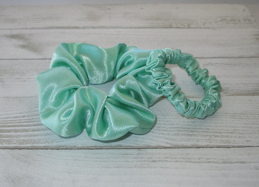 Sea Foam Scrunchie