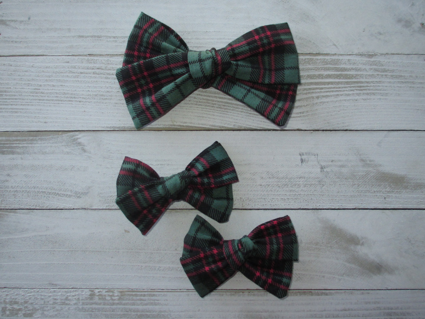 Green Plaid Hairbow