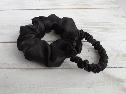 Black Scrunchie