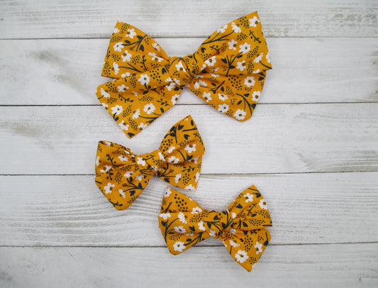 Daisies Mustard Yellow Hairbow